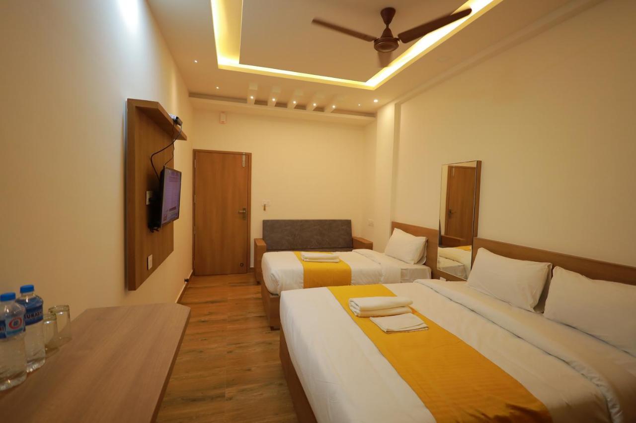 Hydepark Regency Hotel Palakkad Luaran gambar